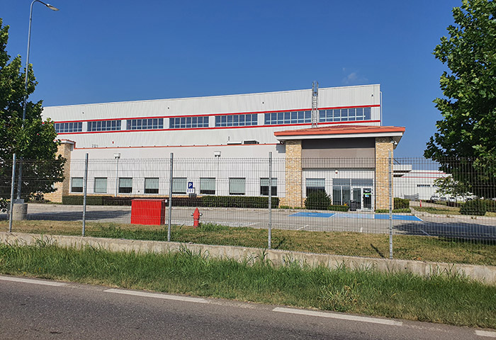 Cladire birouri si anexe productie parc industrial